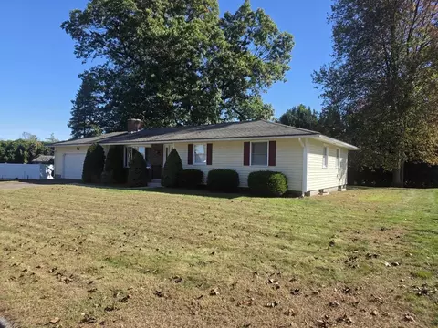 89 Jean Cir, Chicopee, MA 01020
