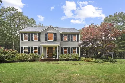 28 Victory Ln, Plymouth, MA 02360