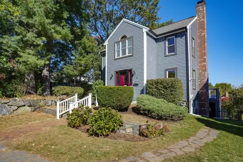 39 Wight St, Waltham, MA 02452