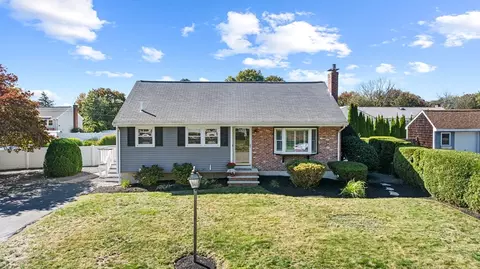 51 Rangeley Ave, Brockton, MA 02301