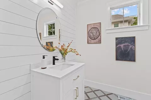 Bath - 7 Avery St, Needham, MA 02494 photo 1 of 4