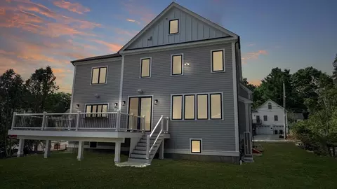 7 Avery St, Needham, MA 02494