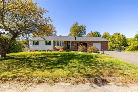 10 Emond Ave, Turners Falls, MA 01376
