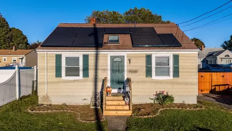 424 Church St, New Bedford, MA 02745