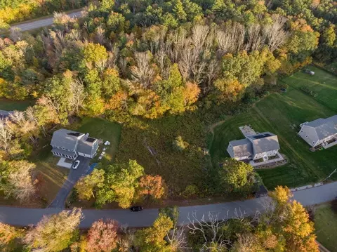 235 Podunk Rd, Sturbridge, MA 01566