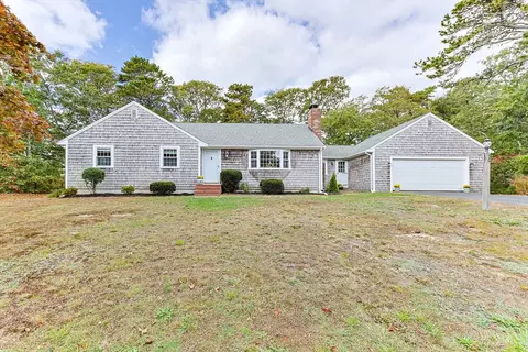 50 Hillside Rd, Harwich, MA 02645