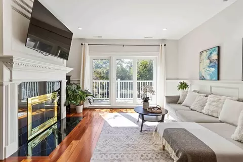 20 Ship Ave #8, Medford, MA 02155