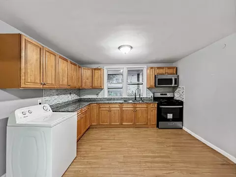 44 Kelvin St, Everett, MA 02149 photo 17