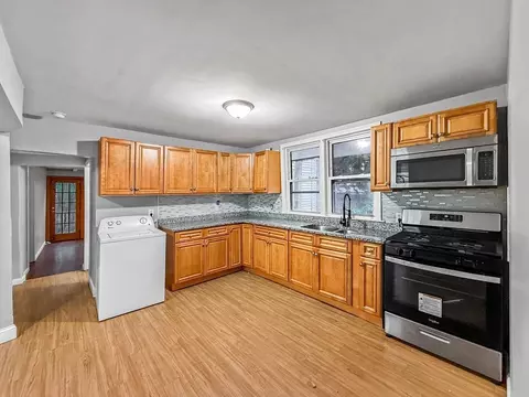 44 Kelvin St, Everett, MA 02149 photo 16