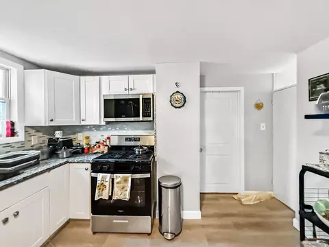 44 Kelvin St, Everett, MA 02149 photo 8