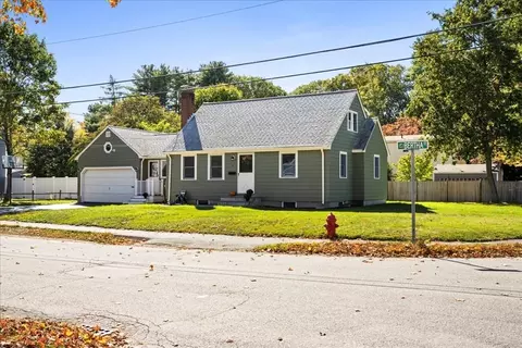 6 Bertha St, Hudson, MA 01749