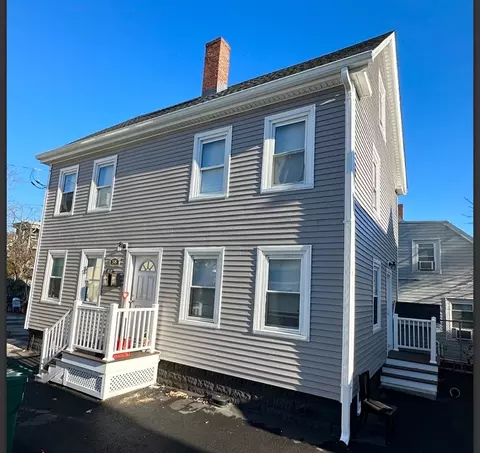 58 Laighton St, Lynn, MA 01902
