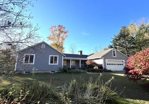 29 Union St, Plainfield, MA 01070