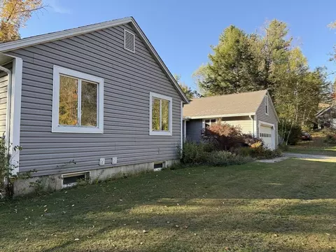 29 Union St, Plainfield, MA 01070 photo 4