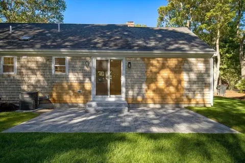 Exterior - 42 Sandy Valley Rd, Barnstable, MA 02648 photo 8 of 10