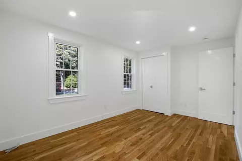 Bedroom - 42 Sandy Valley Rd, Barnstable, MA 02648 photo 3 of 10