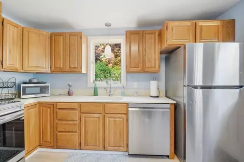 28 Collingwood Rd, Springfield, MA 01119 photo 11