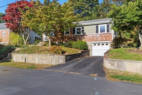 25 Bird Rd, Norwood, MA 02062