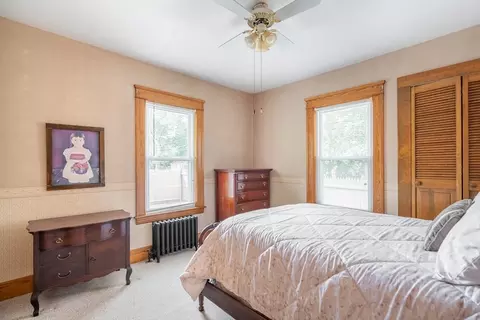 Bedroom - 22 Sherbrook Ave, Worcester, MA 01604 photo 3 of 5