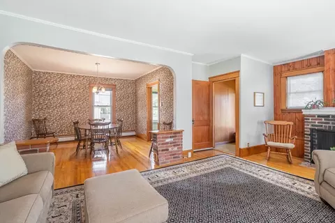 Living - 22 Sherbrook Ave, Worcester, MA 01604 photo 3 of 5