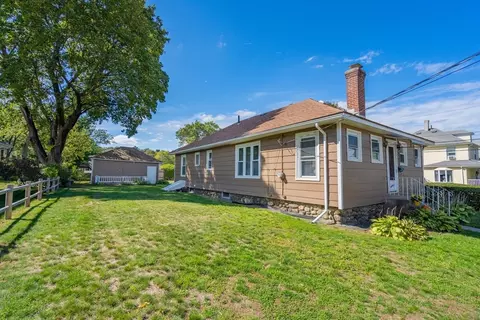 Exterior - 22 Sherbrook Ave, Worcester, MA 01604 photo 2 of 7