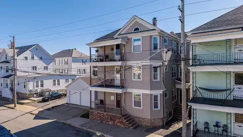 37 Eaton St, Fall River, MA 02723 photo 3
