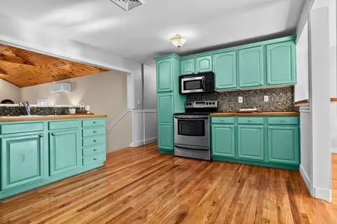 180 E Lothrop St, Beverly, MA 01915 photo 4