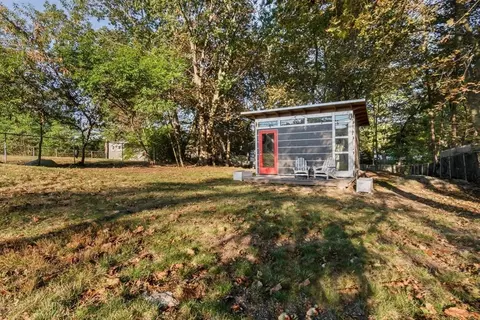 180 E Lothrop St, Beverly, MA 01915 photo 8