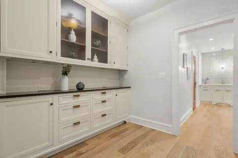 135 Beaconsfield Rd #1, Brookline, MA 02445 photo 4