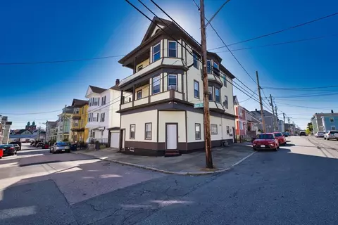 36 Kane St, New Bedford, MA 02740