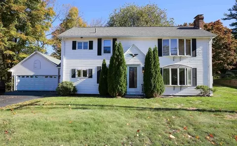 227 Gore Rd, Webster, MA 01570