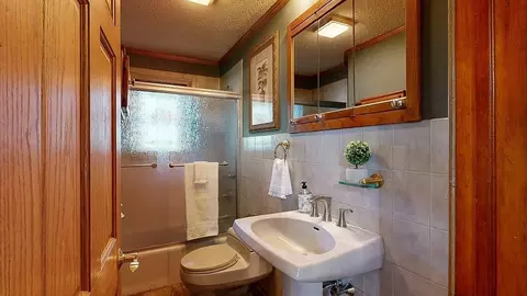 227 Gore Rd, Webster, MA 01570 photo 16