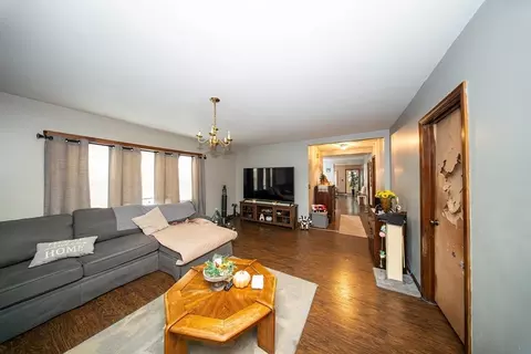 96 Wellington St, Fall River, MA 02720 photo 5