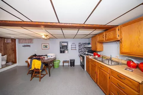 96 Wellington St, Fall River, MA 02720 photo 26
