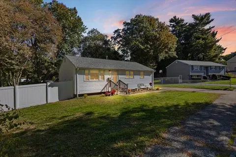 5 Nightingale Cir, Randolph, MA 02368