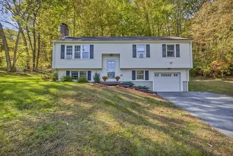 14 Indian Path, Grafton, MA 01536