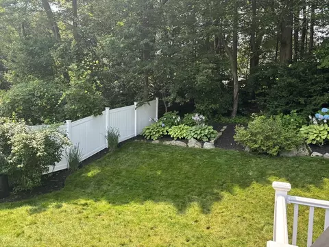 7 Otter Trl, Worcester, MA 01605 photo 36