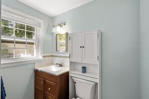 7 Otter Trl, Worcester, MA 01605 photo 18