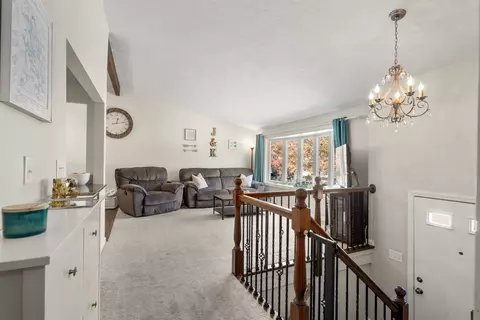 7 Otter Trl, Worcester, MA 01605 photo 23