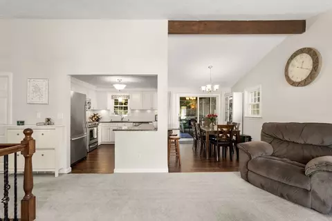 7 Otter Trl, Worcester, MA 01605 photo 8