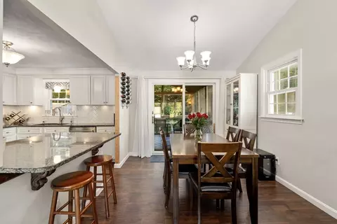 7 Otter Trl, Worcester, MA 01605 photo 5