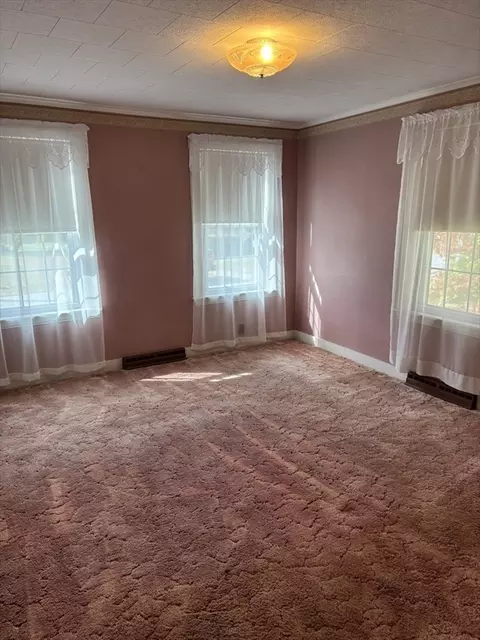 15 Brook St, Webster, MA 01570 photo 6