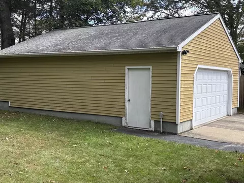 15 Brook St, Webster, MA 01570 photo 20