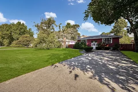 101 Arlington St, Medford, MA 02155
