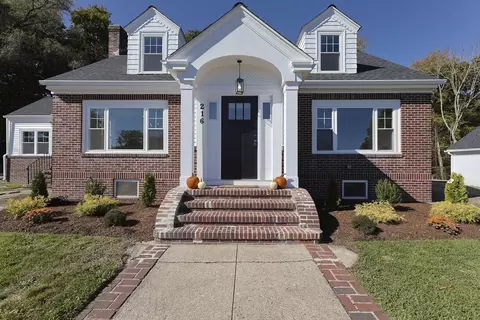 216 Anawan St, Rehoboth, MA 02769