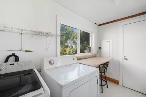 76 Montgomery, Chicopee, MA 01020 photo 7
