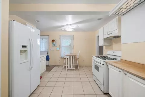 76 Montgomery, Chicopee, MA 01020 photo 4