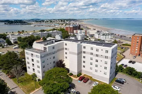20 Rockland House Rd #203, Hull, MA 02045