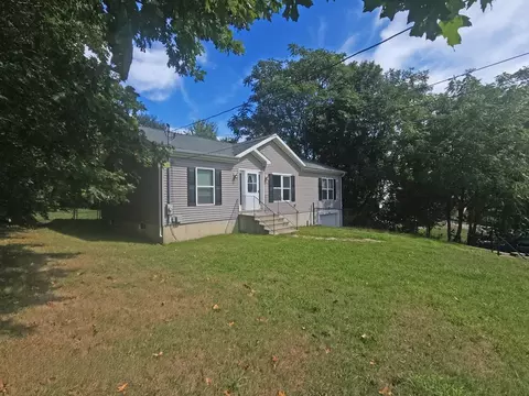 28 Brooks St, Worcester, MA 01606 photo 2