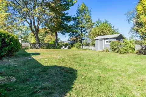 3 Wellesley Rd, Beverly, MA 01915 photo 2
